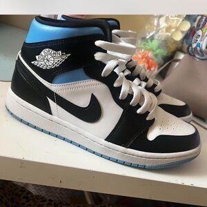 Air Jordan 1 Mid in White and University Blue